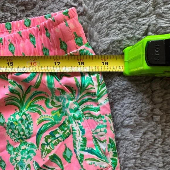 LILLY PULITZER  Women's Katia Mid Rise Shorts Size Large - Picture 10 of 15
